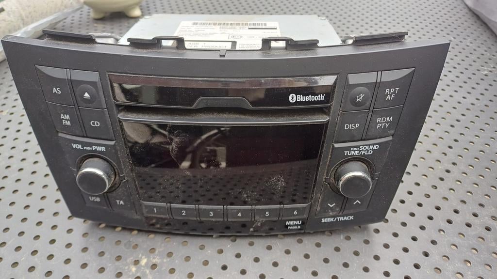 Originele radio suzuki swift 2012, Ophalen, Zo goed als nieuw