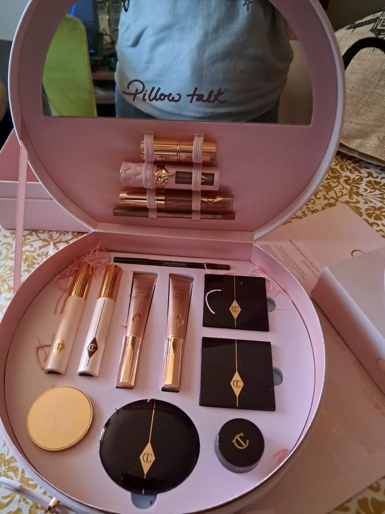 Charlotte Tilbury Pillow Talk Make-up Set - Nieuw in Doos, Ophalen, Gehele gezicht, Nieuw, Make-up