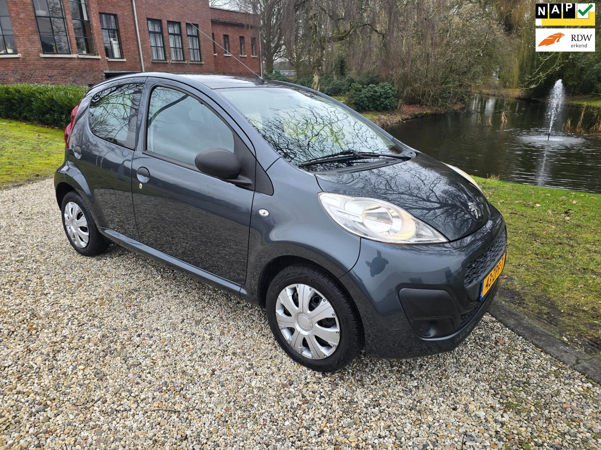Peugeot 107 1.0 Access Accent 5-deurs *70.000km* APK 10-2027, Auto's, Peugeot, Voorwielaandrijving, Euro 5, Gebruikt, 4 stoelen