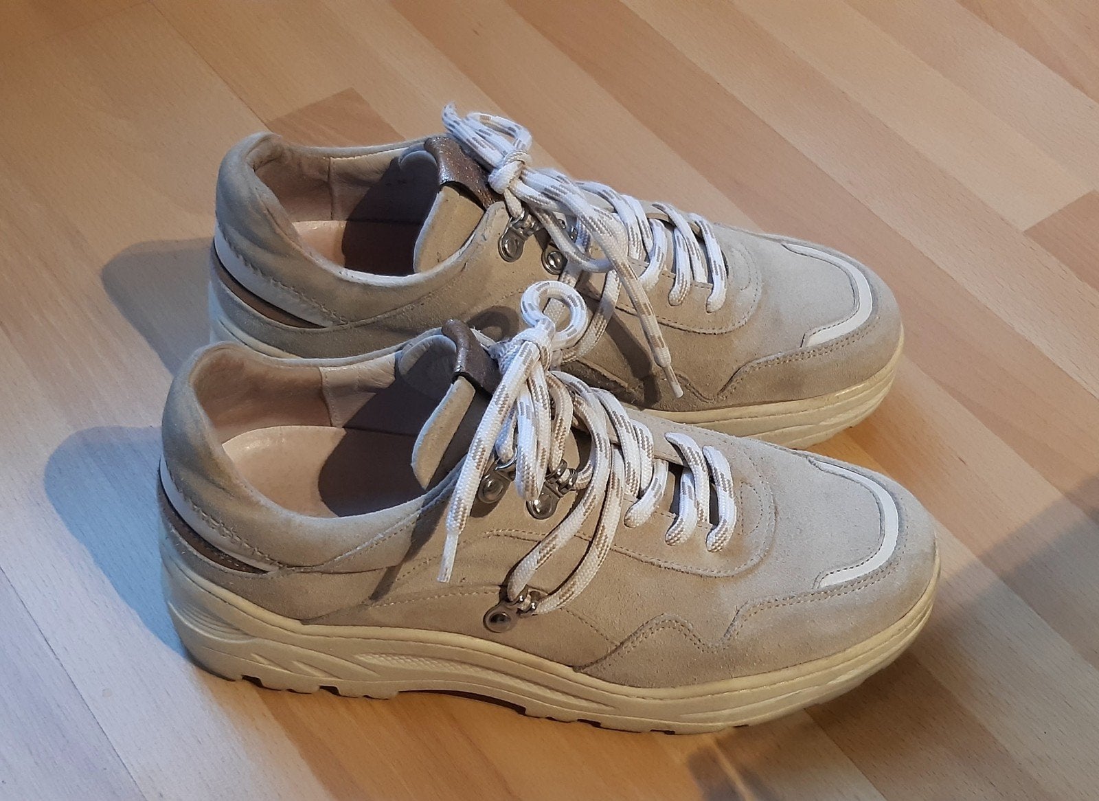 VIA VAI leren wintersneakers crème maat 38., Kleding | Dames, Via Vai, Overige kleuren, Verzenden, Sneakers of Gympen