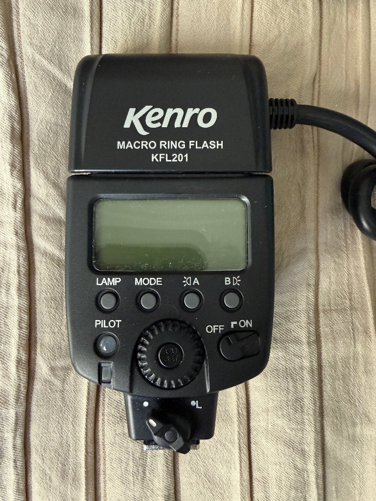 Kenro TTL Macro Ringflitser KFL201N voor Nikon, Zo goed als nieuw, Ringflitser, Inclusief tas/hoes, Ophalen