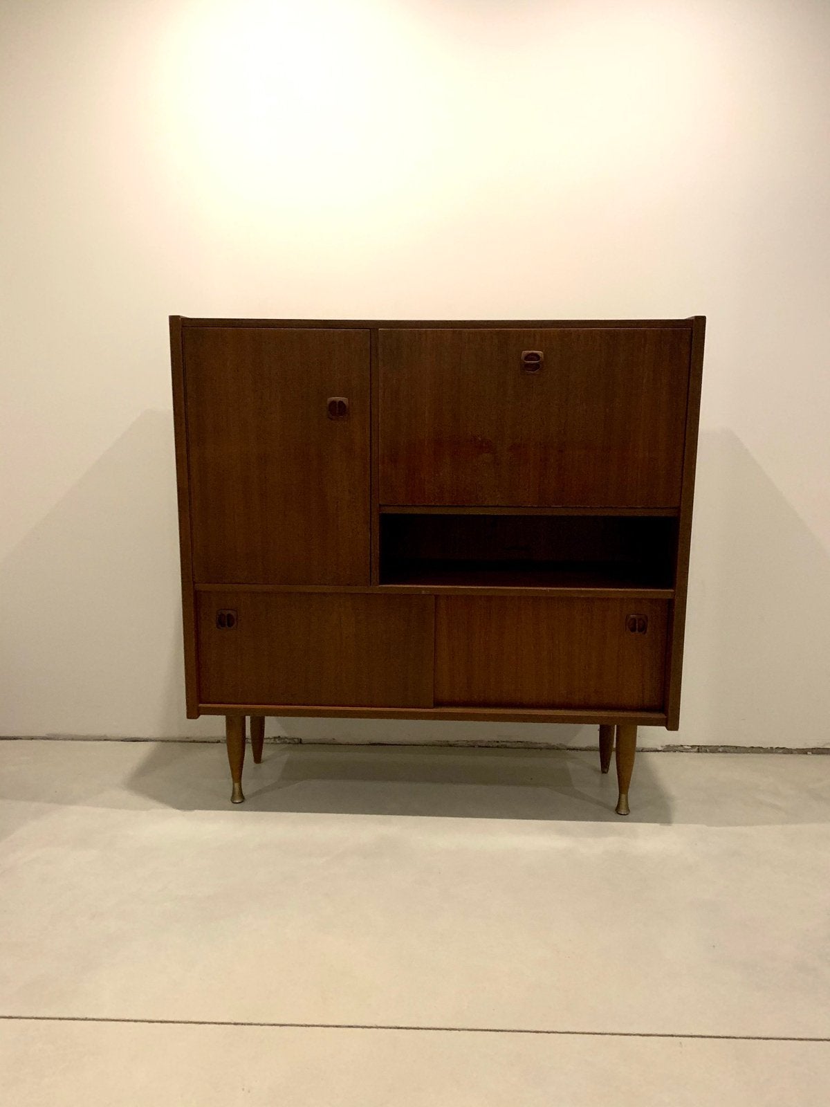 Vintage Highboard, Huis en Inrichting, Ophalen, Zo goed als nieuw