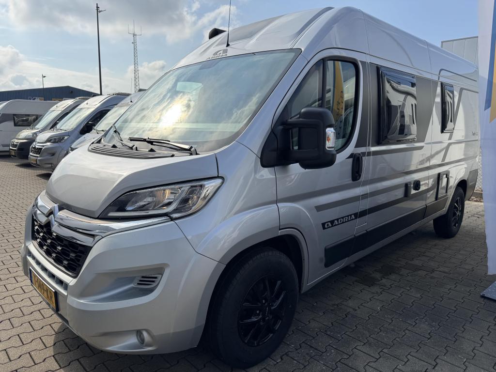 Adria Twin 600 SP 2020 met trekhaak, Ringverwarming, Fiat, Tot en met 2, Bedrijf