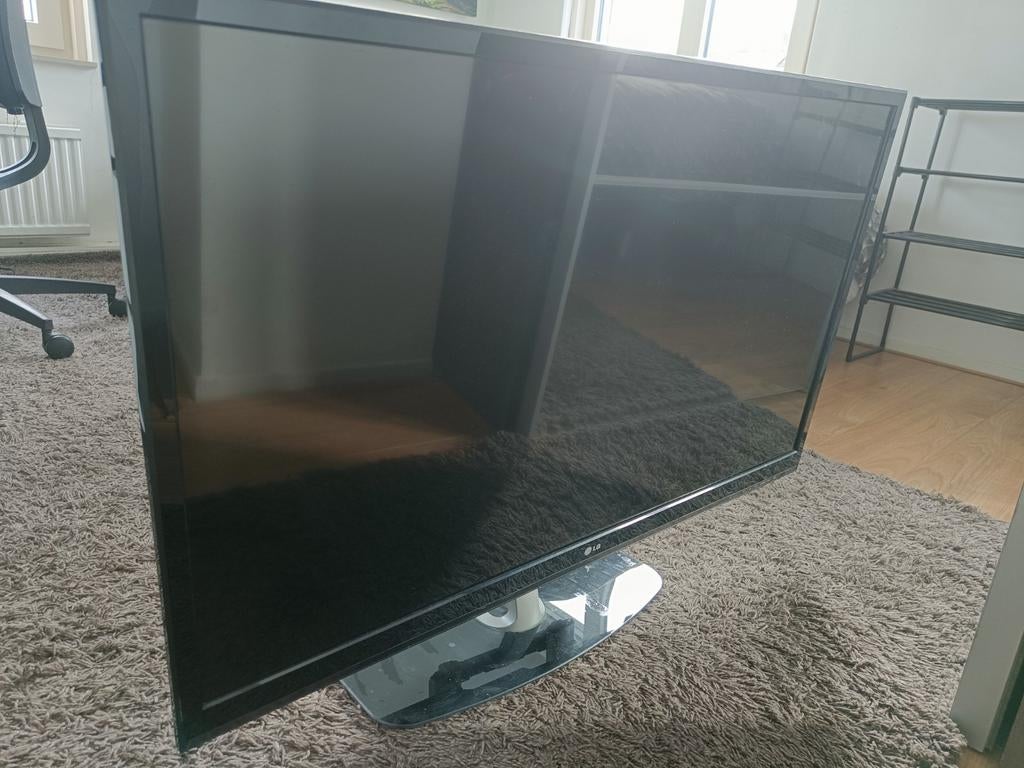LG TV. Diameter 100cm, Audio, Tv en Foto, Televisies, Ophalen, 50 Hz, 100 cm of meer, LG