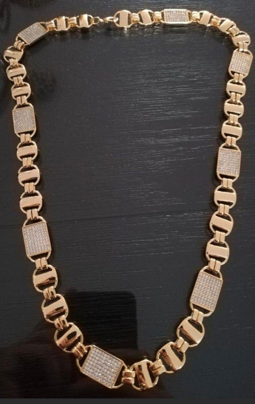 Kingsley Magnum koningsketting 18kt goldplate met steentjes, Overige materialen, Nieuw, Ophalen of Verzenden, Goud