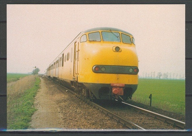 NS / DE 3 Plan U Dieseltrein in Geel Ansichtkaart t-14 jdu, Ophalen of Verzenden, Zo goed als nieuw, Trein, Kaart of Prent
