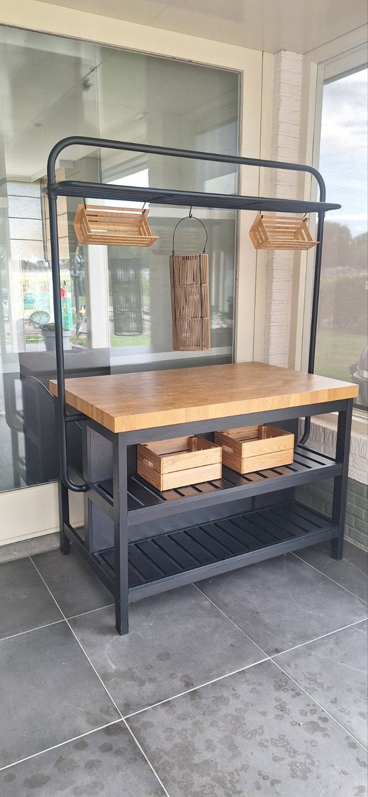 Foto 7 van Bartafel / BBQ Tafel met Houten Blad en Metalen Frame