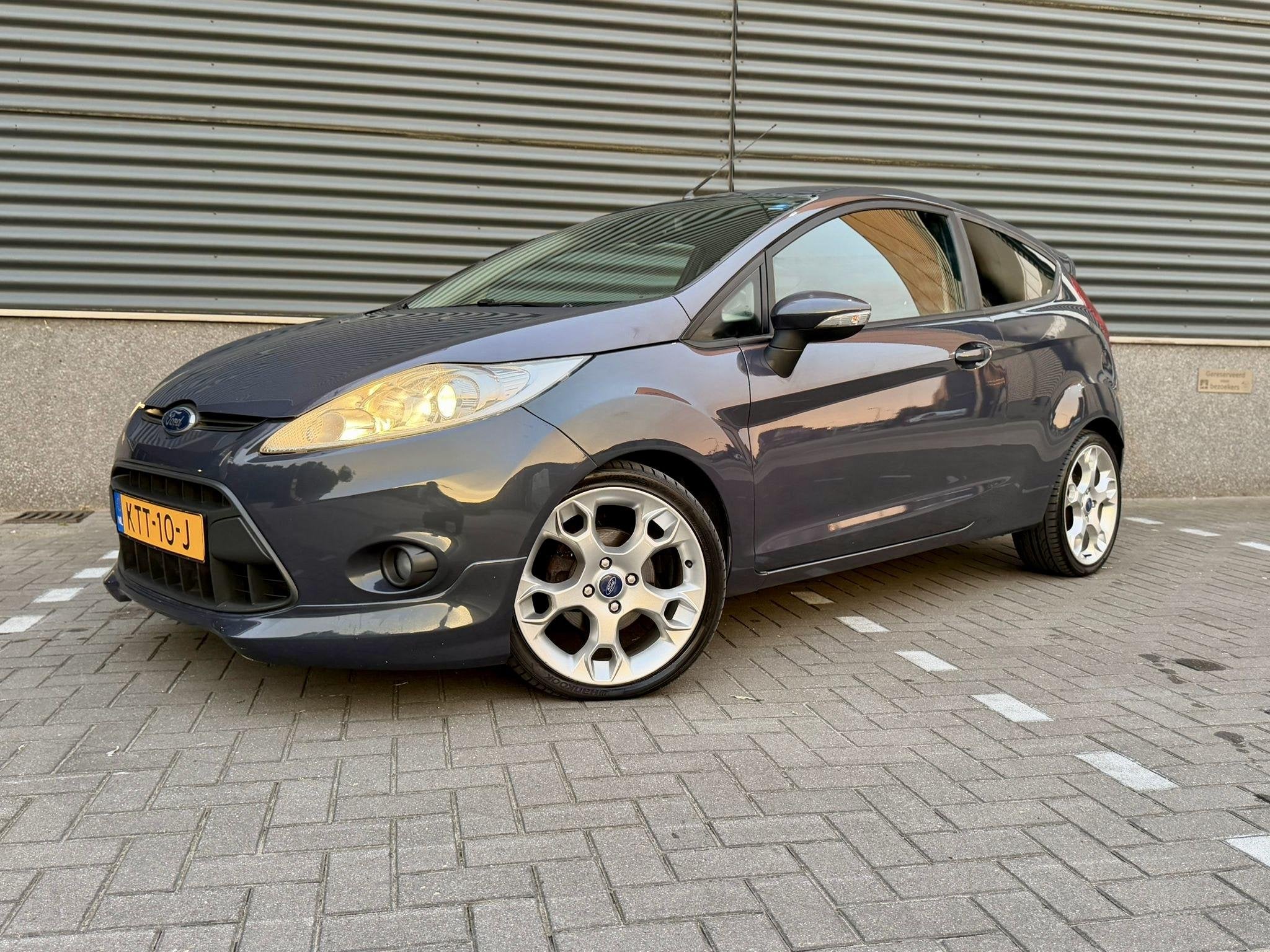 Ford Fiesta 1.6 Sport *NANO GREY*CRUISE*120PK, 1596 cc, Stof, Gebruikt, 4 cilinders