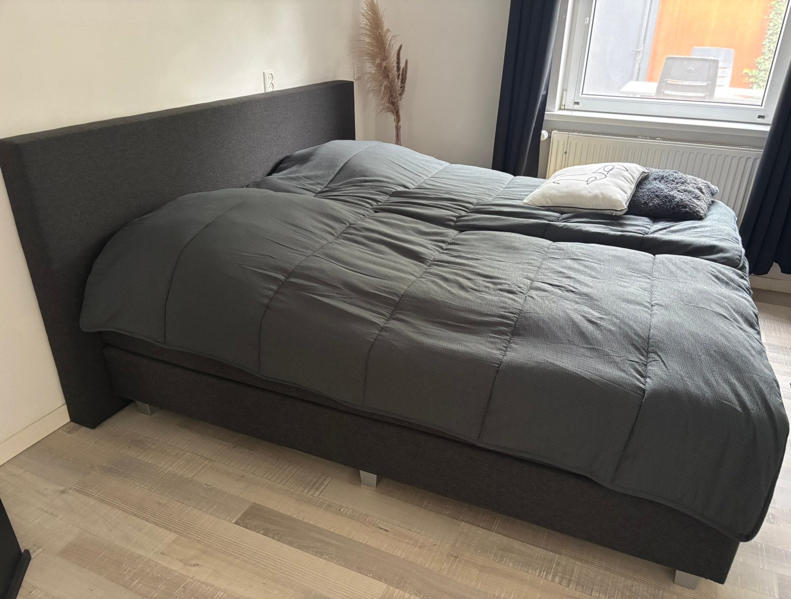 Boxspring 180/200 incl hoofdbord en zelesta dekbed, Huis en Inrichting, Ophalen, Zo goed als nieuw, Eenpersoons, 180 cm