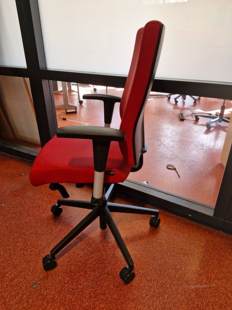 Nette ergonomische kantoor Dauphin bureaustoel, Landzichtweg 60 NL-4105 DP Culemborg, Ophalen of Verzenden, Zo goed als nieuw