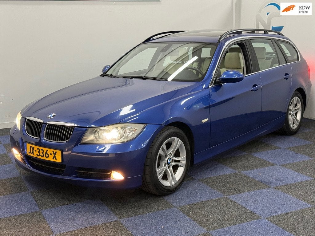 BMW 3-serie Touring 325i High Executive / ZEER NETTE AUTO /, Auto's, BMW, Bedrijf, Te koop, 3-Serie, ABS, Adaptive Cruise Control