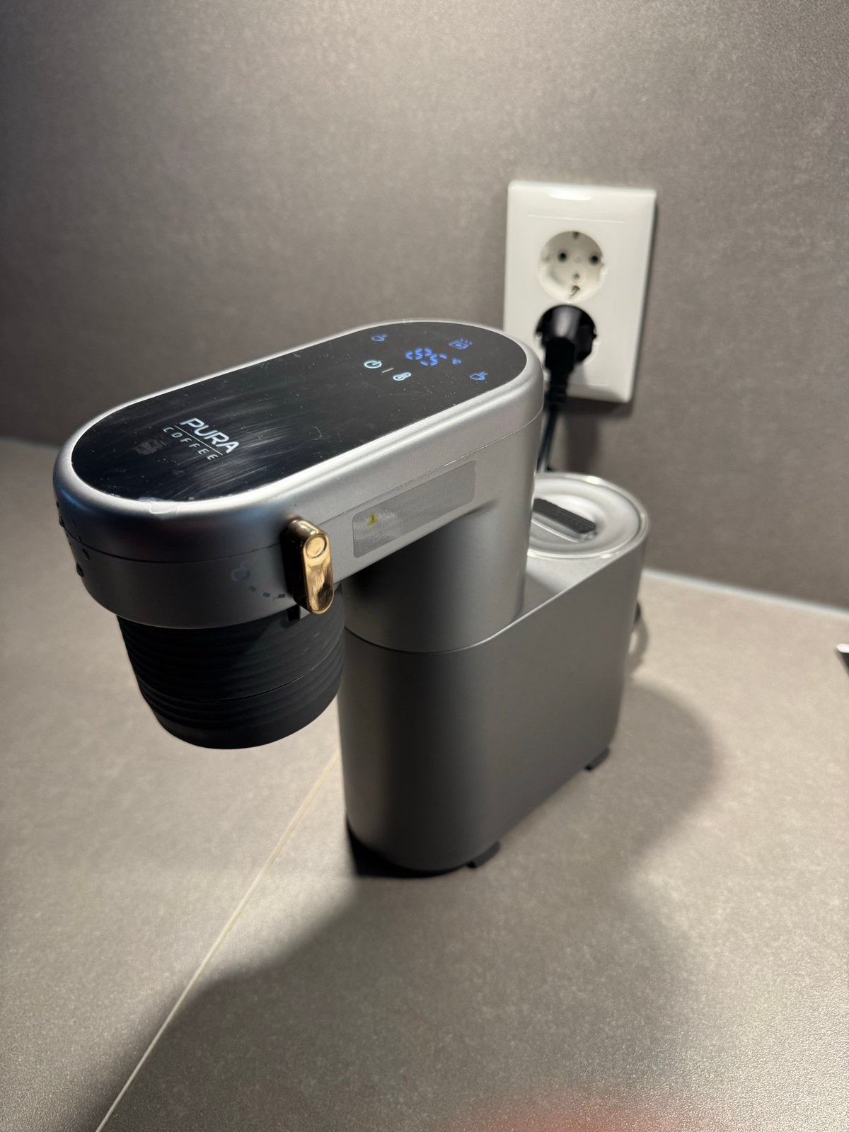 Pura Coffee Mini-Espressomachine portable, Witgoed en Apparatuur, Afneembaar waterreservoir, Espresso apparaat, Gemalen koffie