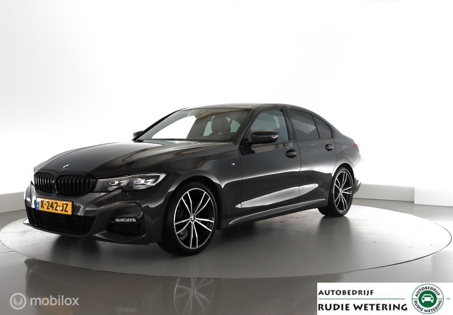 BMW 320i M Sport Executive Edition ShadowLine|nav|alcantara|, Automaat, 1998 cc, Achterwielaandrijving, Gebruikt