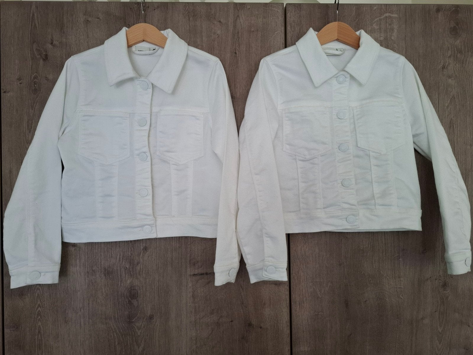 2 Witte jasjes voor bruiloft/feestje (prijs per stuk), Jongen of Meisje, Ophalen of Verzenden, Zo goed als nieuw, Onbekend