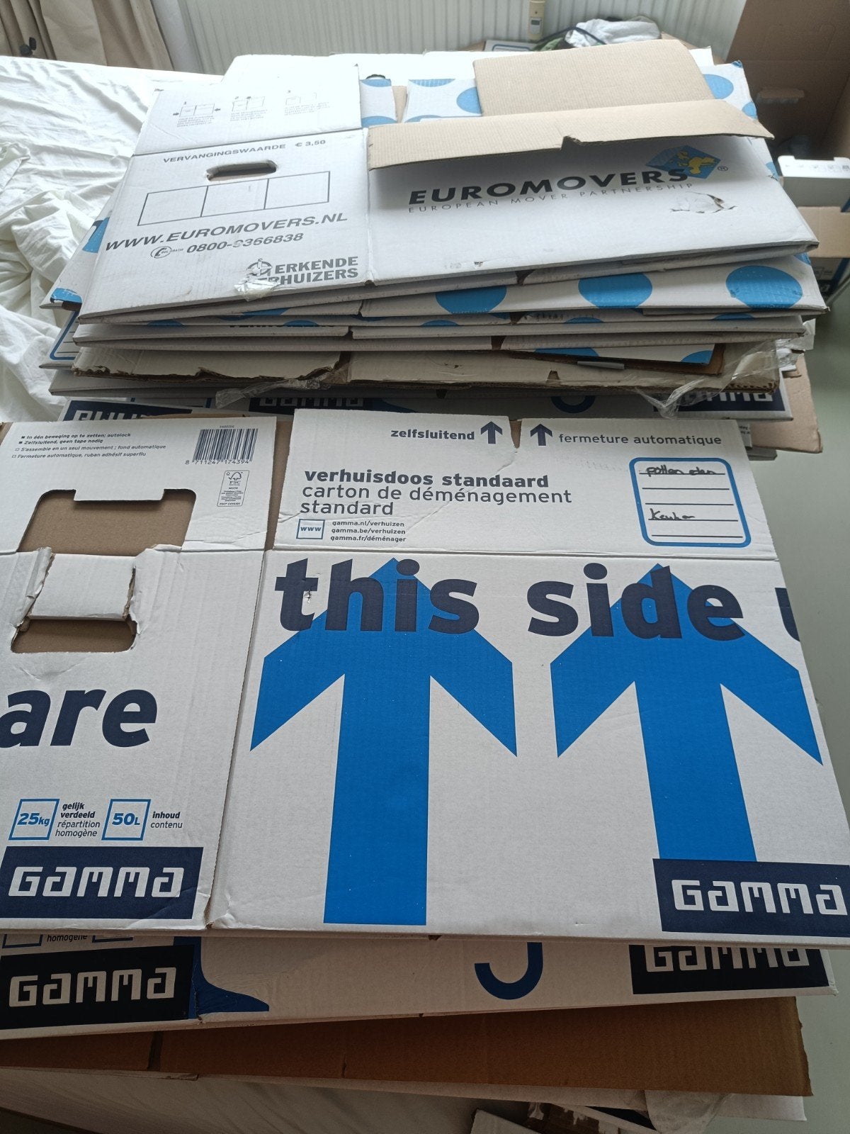 verhuisdozen (Gamma, Euromovers, Hema) - prijs per stuk, Doe-het-zelf en Verbouw, Kratten en Dozen, Ophalen, Doos, 50 tot 75 cm