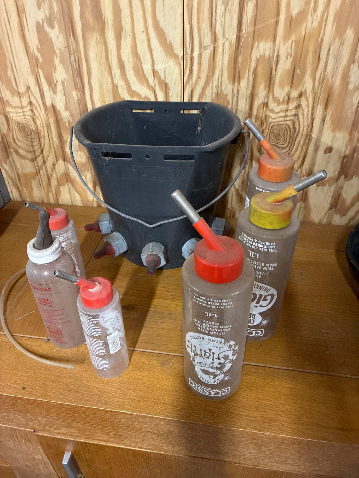 Drinkemmer kalfjes, drinkfles lam, drinkflessen konijnen, Ophalen of Verzenden