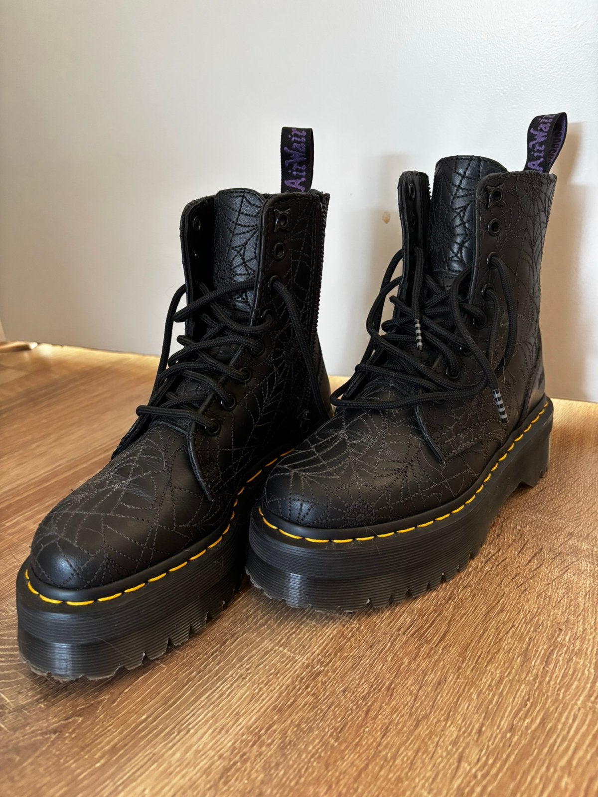 Doc martens Jadons Wdn, Kleding | Dames, Schoenen, Ophalen of Verzenden, Zo goed als nieuw, Zwart