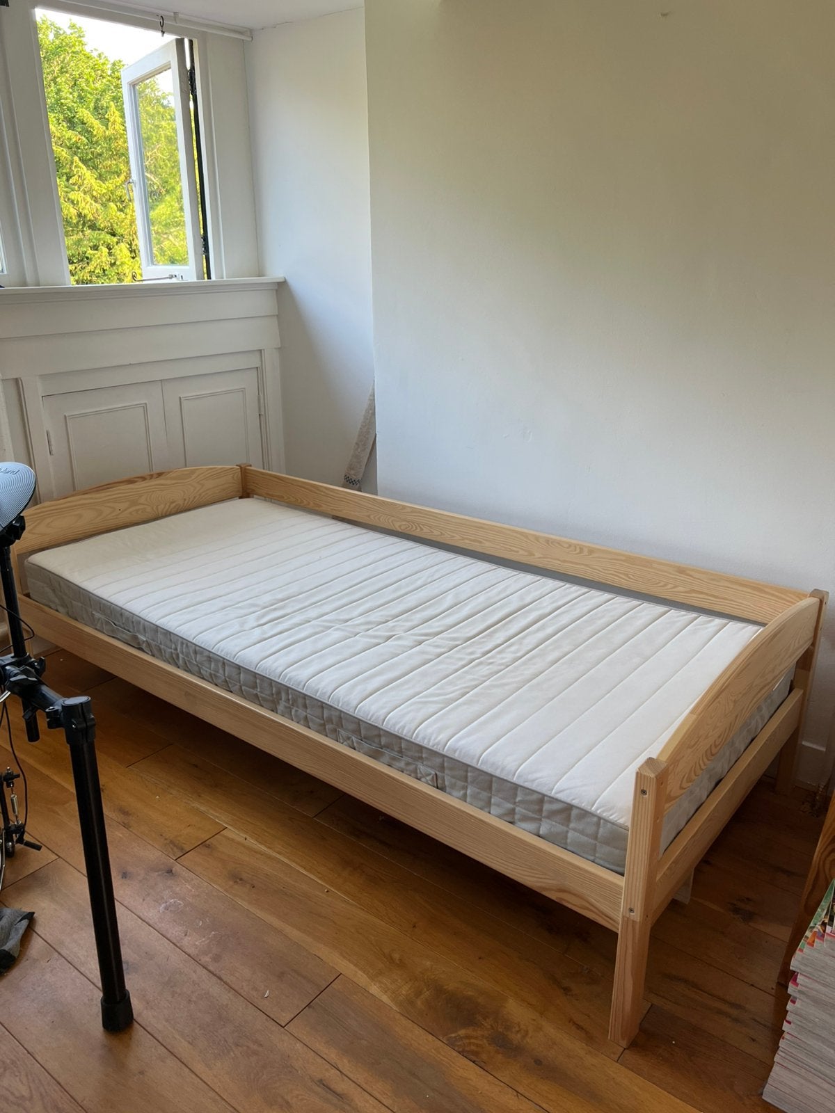 Single bed - solid wood, Ophalen, 90 cm, Eenpersoons, Wit