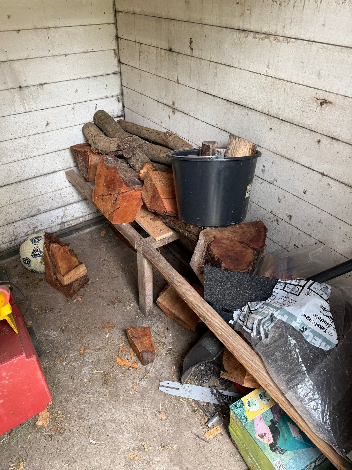 Diverse houtblokken en stammen, Tuin en Terras, Haardhout, Minder dan 3 m³, Ophalen, Overige houtsoorten, Blokken