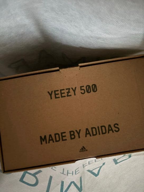 Adidas Yeezy 500 - Nieuw in doos, Ophalen, Overige kleuren, Nieuw, Sneakers of Gympen