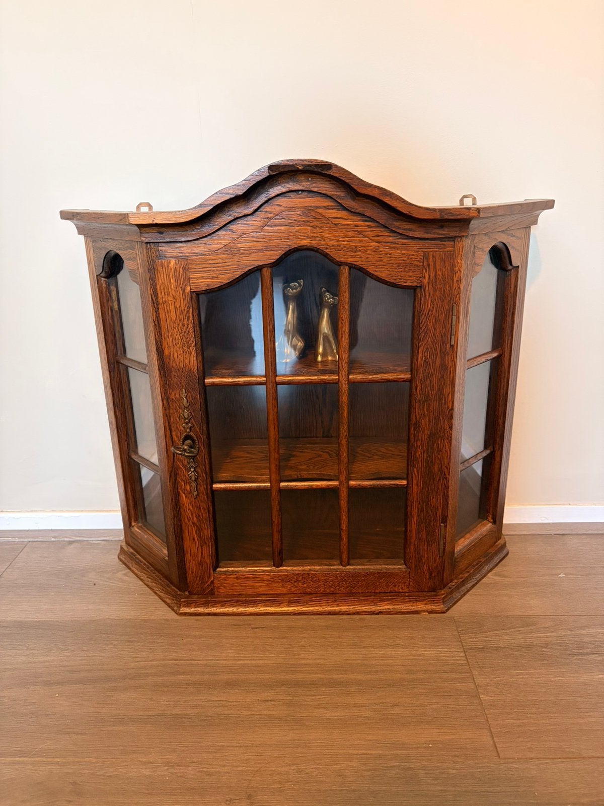 Vintage houten vitrinekastje, Huis en Inrichting, -, -, Minder dan 100 cm, -