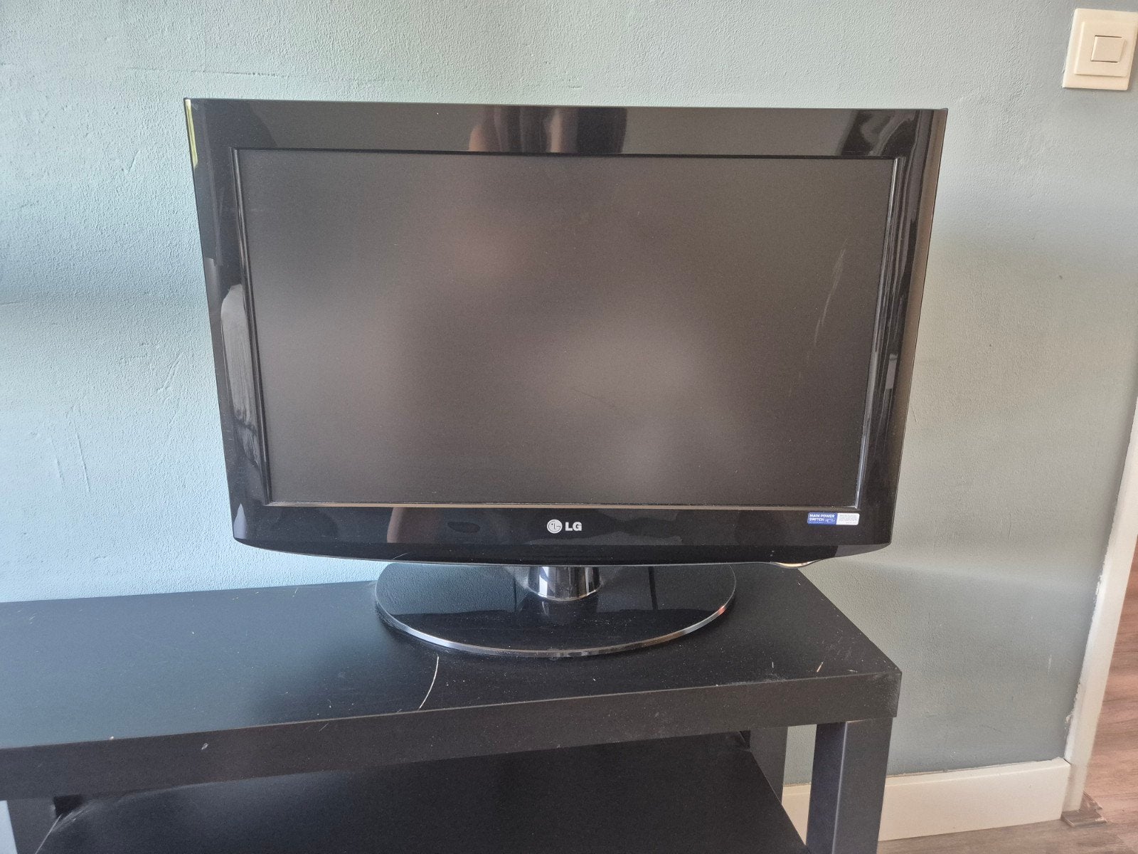 Televisie + chromecast, Ophalen, Gebruikt, 50 Hz, 100 cm of meer