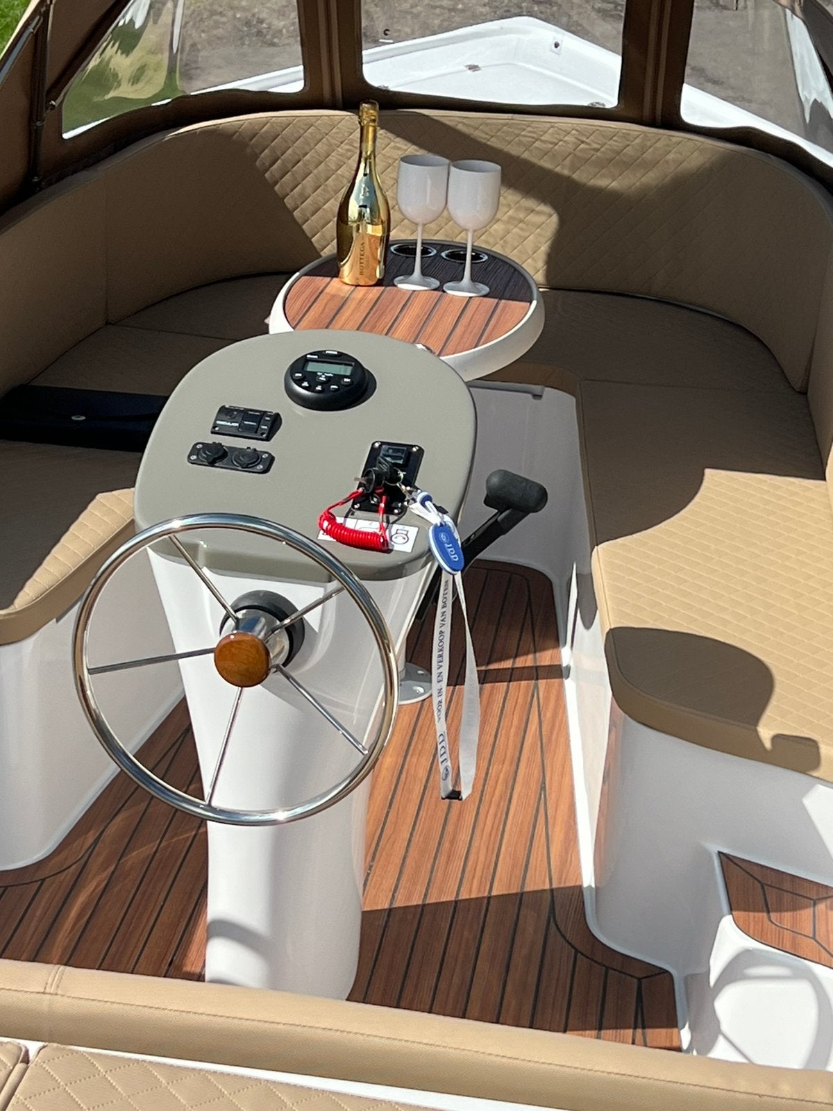 Maassloep 590 honda 20pk taup kleur NIEUW luxe opties, Watersport en Boten, Ophalen, Maassloep, Elektrische start