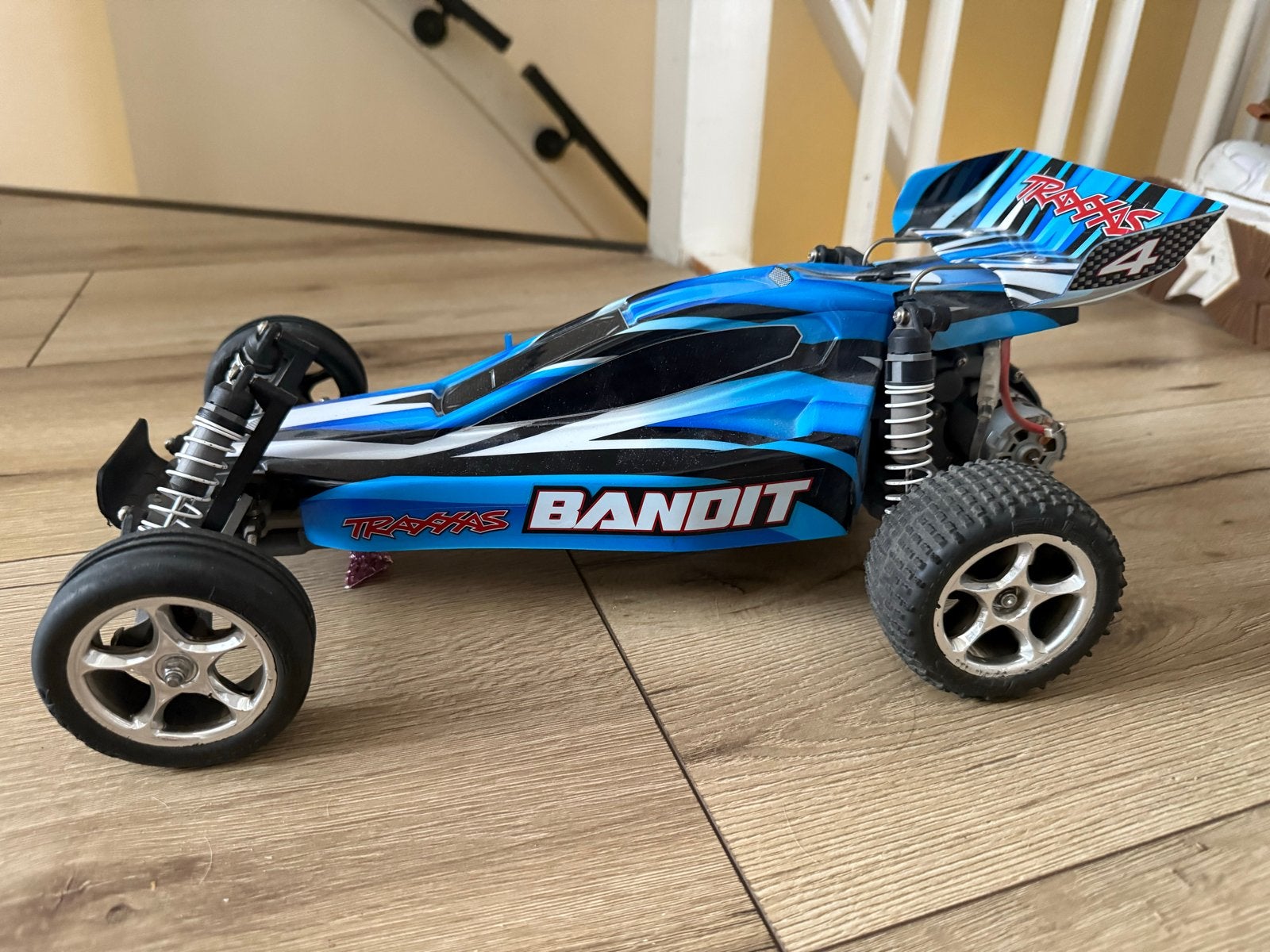 Traxxas Bandit RC Auto - Zo goed als nieuw, Elektro, Auto offroad, Ophalen of Verzenden, Zo goed als nieuw
