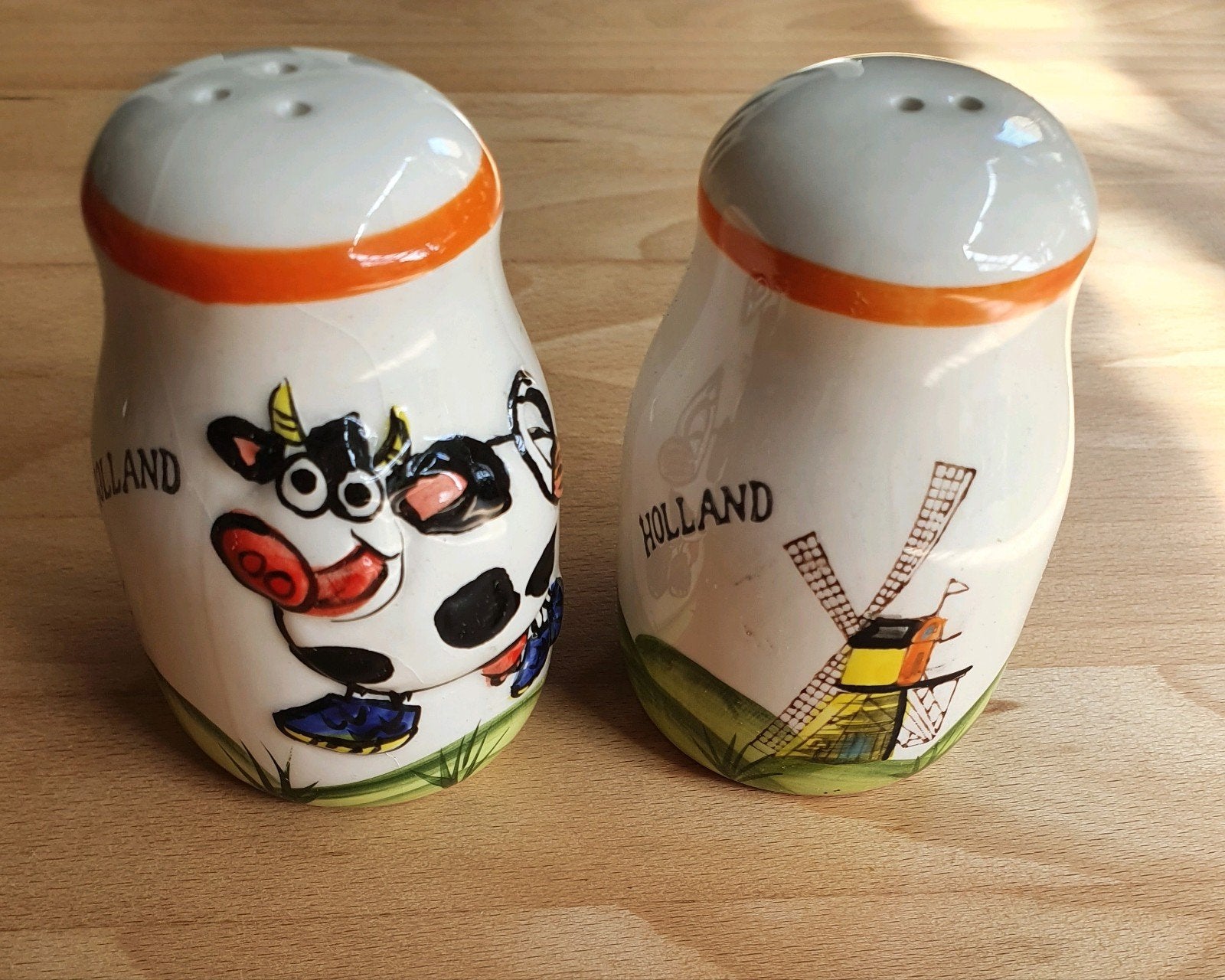 Holland zout- en peperstel koe en molen, Ophalen of Verzenden, Steen/keramiek, Meerkleurig, Overige merken