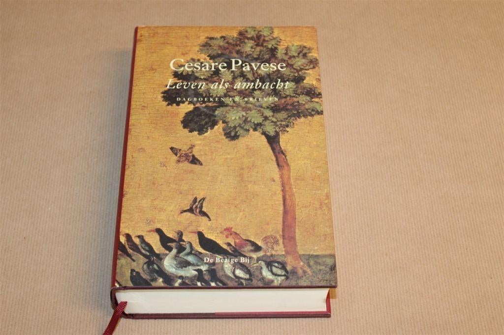 Cesare Pavese - Leven als ambacht, Ophalen of Verzenden, Zo goed als nieuw