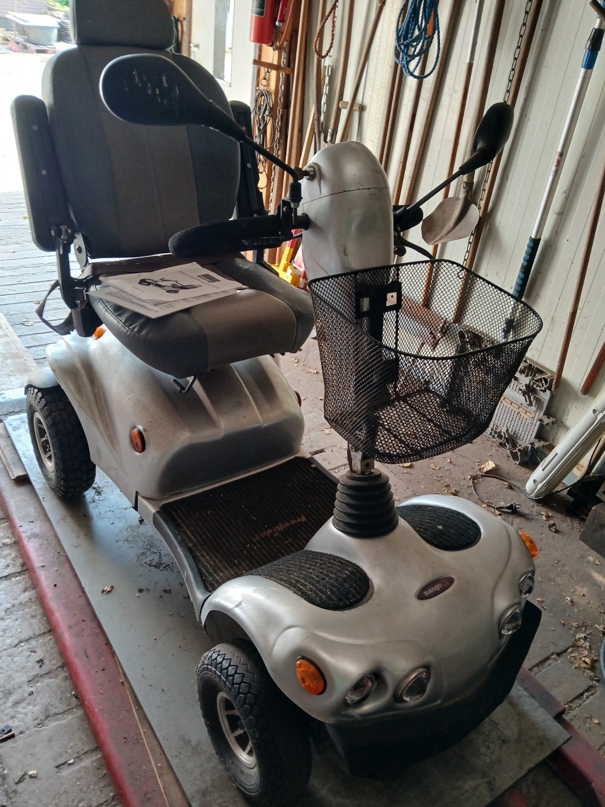 rijdende scootmobiel voor loop of sloop, Ophalen, Gebruikt, Mango, 16 km/u of meer