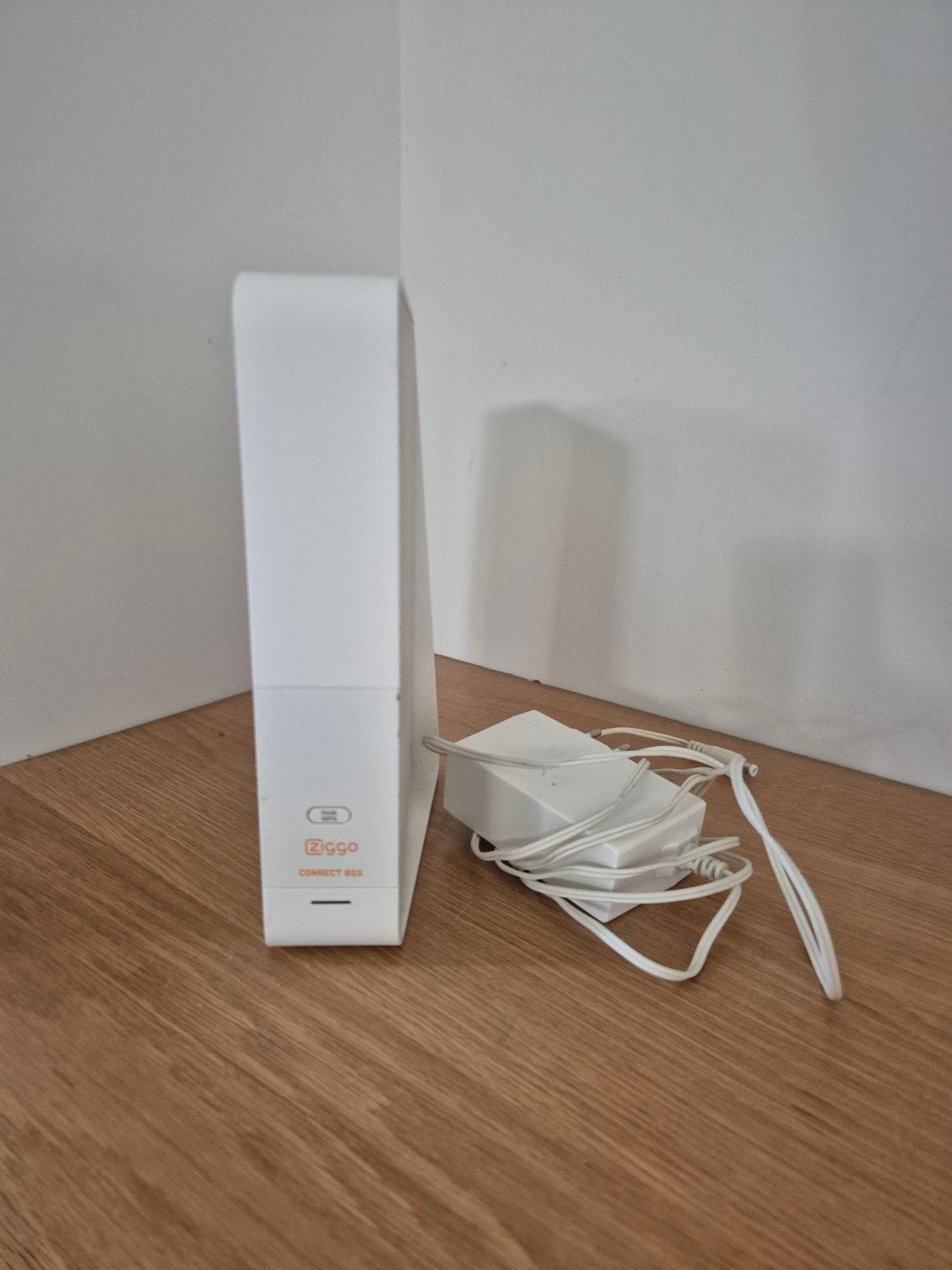 Ziggo ConnectBox Modem Router, Ophalen of Verzenden, Gebruikt, Router met modem, Ziggo
