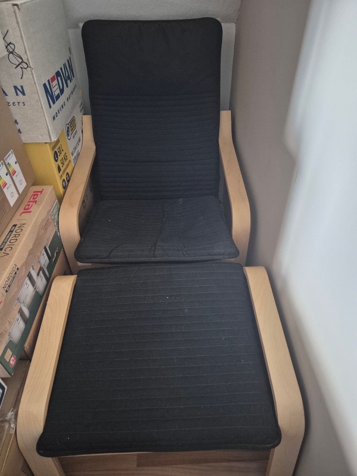 Poang stoel met voetenbank van Ikea, Ophalen, Modern, Comfortabel, Gebruikt, 75 tot 100 cm