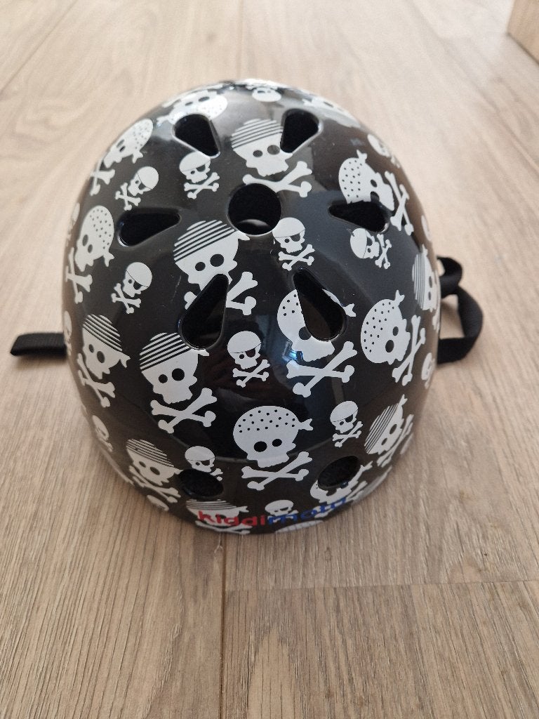 Kiddimoto helm, Ophalen, Zo goed als nieuw, Jongen