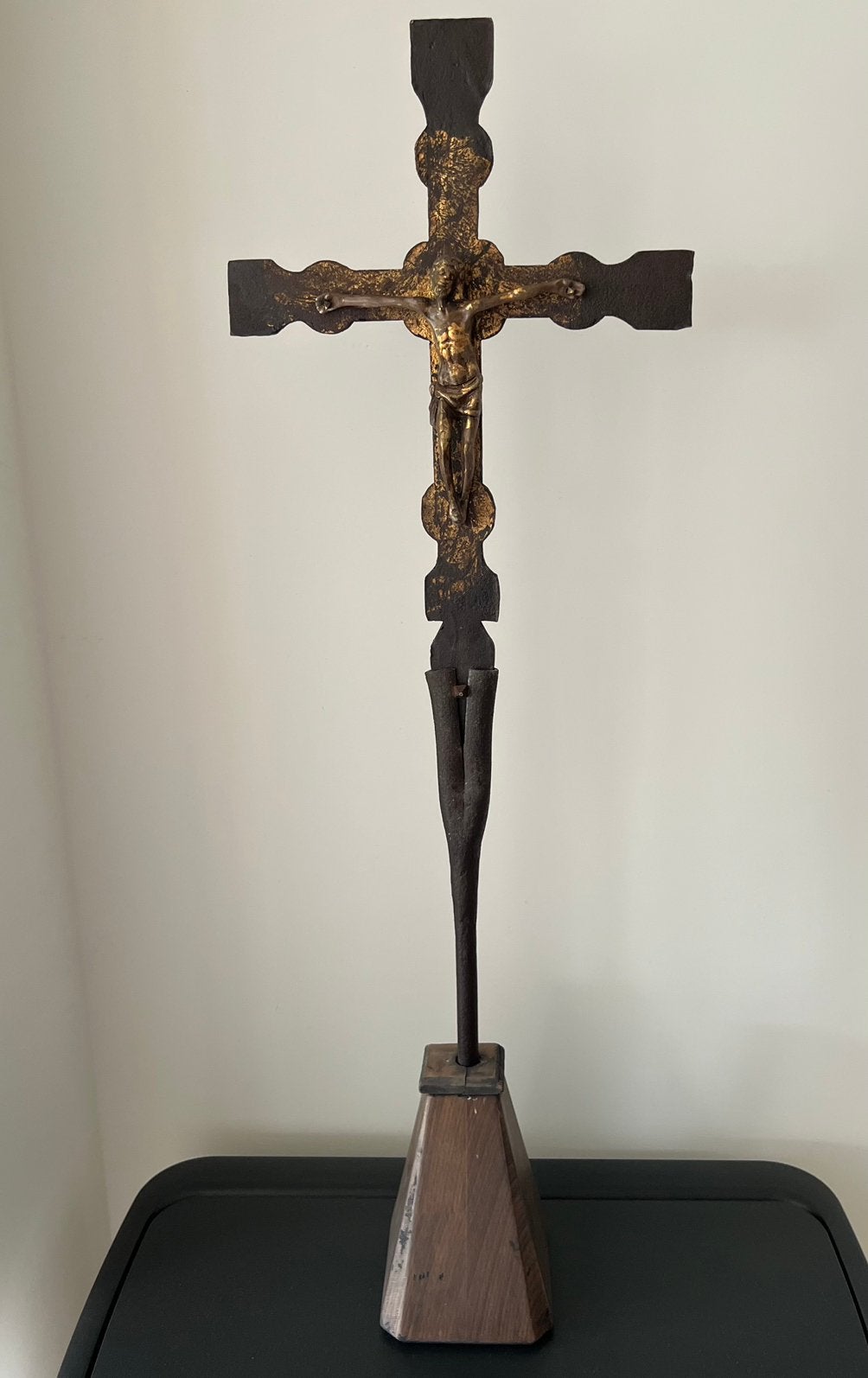 Gotisch ijzeren processiekruis met bronzen corpus, Antiek en Kunst, Ophalen of Verzenden