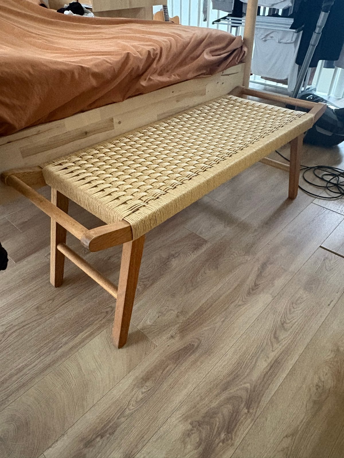 H&M Home Houten bankje met geweven zitting, Huis en Inrichting, Ophalen, Overige kleuren, Zo goed als nieuw, Eén
