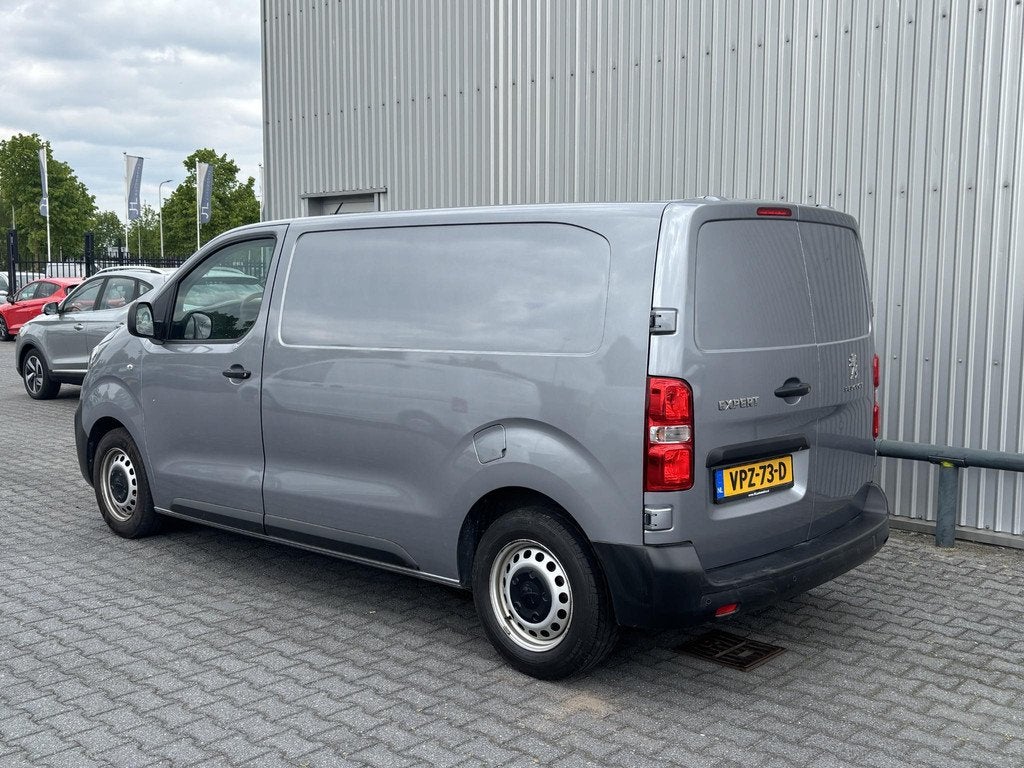 Peugeot Expert 2.0 BlueHDI 145*CARPLAY*DAB*A/C*CRUISE*NAVI*C, Voorwielaandrijving, Parkeersensor, Stof, Gebruikt