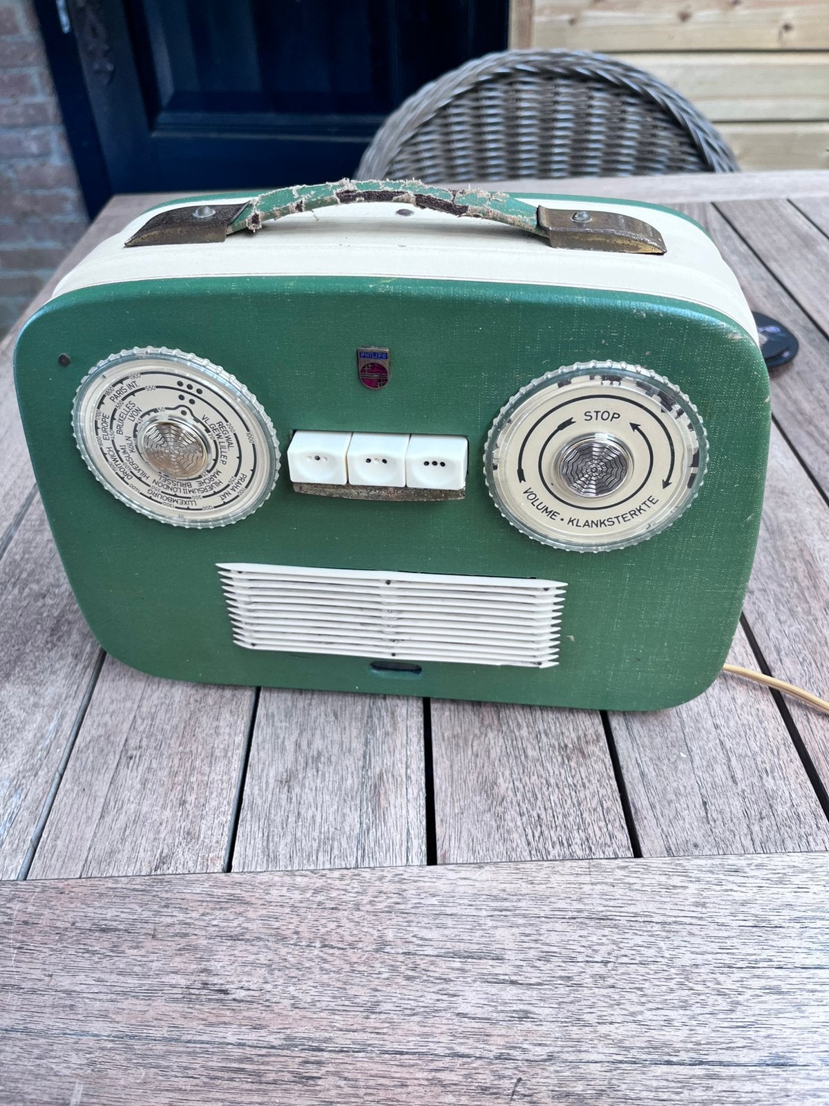 Philips draagbare radio L3X62AB (de 'Jol') 1956/1957, Ophalen