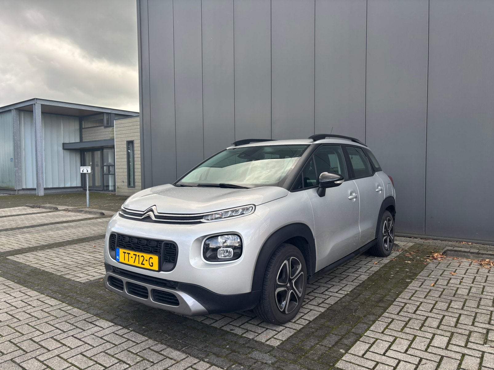 Citroën C3 Aircross 1.2 Puretech 82pk 2018 Grijs, Voorwielaandrijving, 83 pk, 1199 cc, 49 €/maand