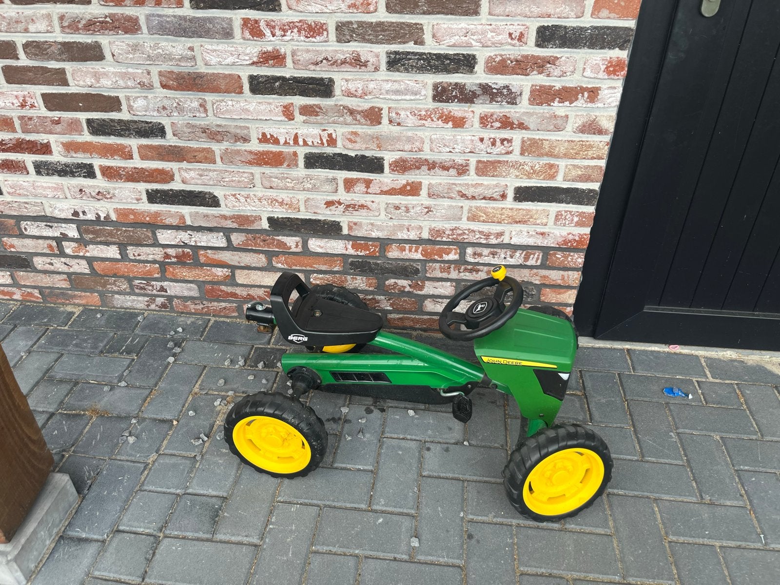 Berg Buzzy John Deere skelter, Ophalen of Verzenden, Gebruikt, Trapvoertuig