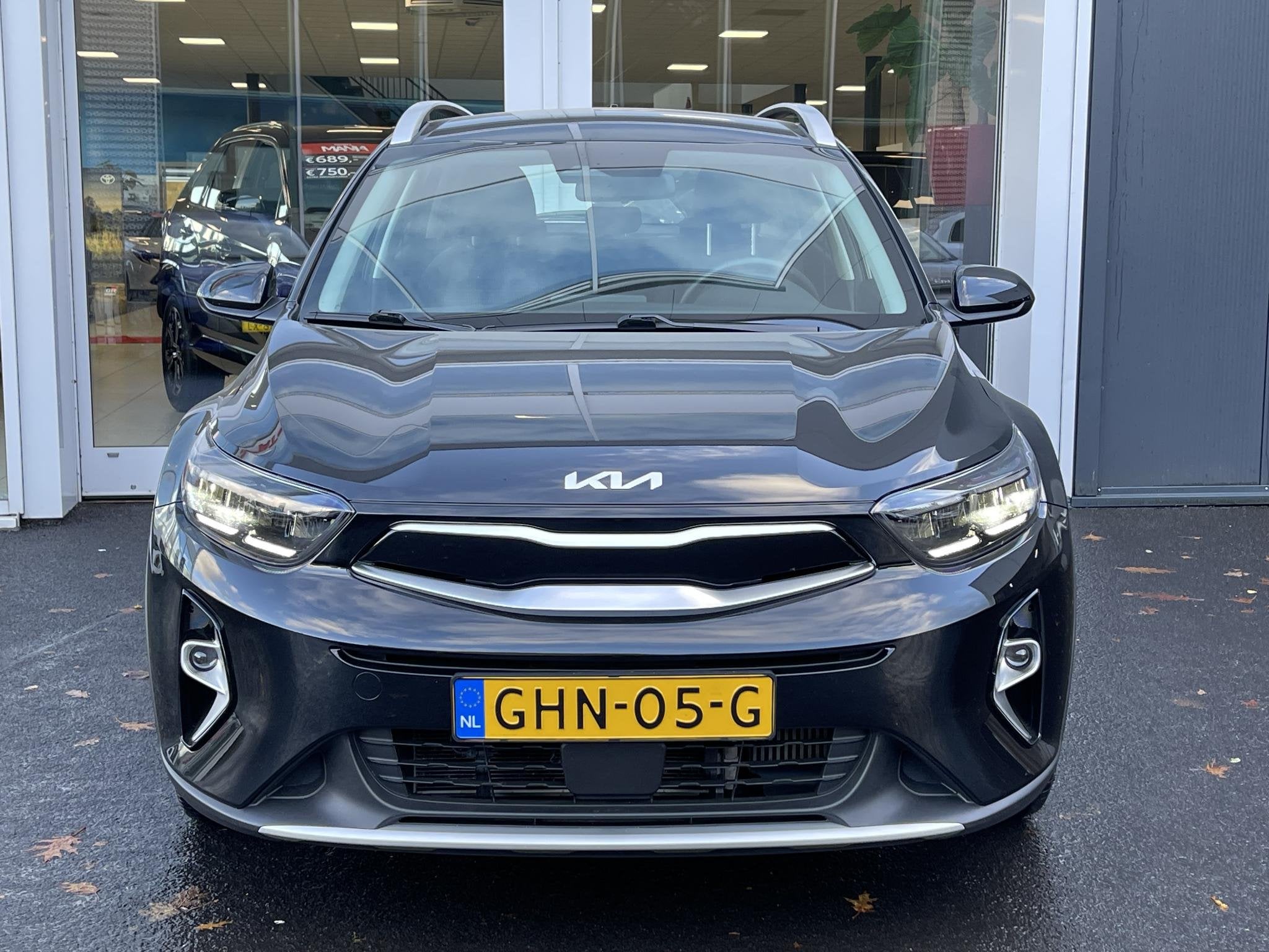Kia Stonic 1.0 T-GDi MHEV DynamicLine Achteruitrijcamera | C, Auto's, Voorwielaandrijving, Zwart, Origineel Nederlands, Handgeschakeld
