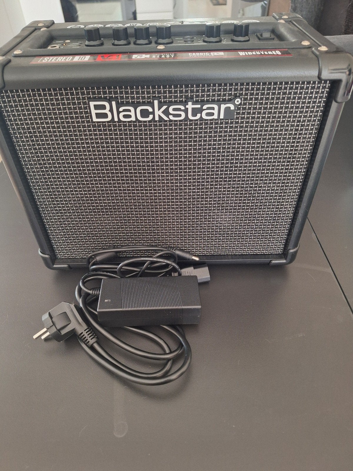 Blackstar ID:CORE STEREO 10 V4 gitaarversterker, Ophalen, Zo goed als nieuw, Gitaar, Minder dan 50 watt