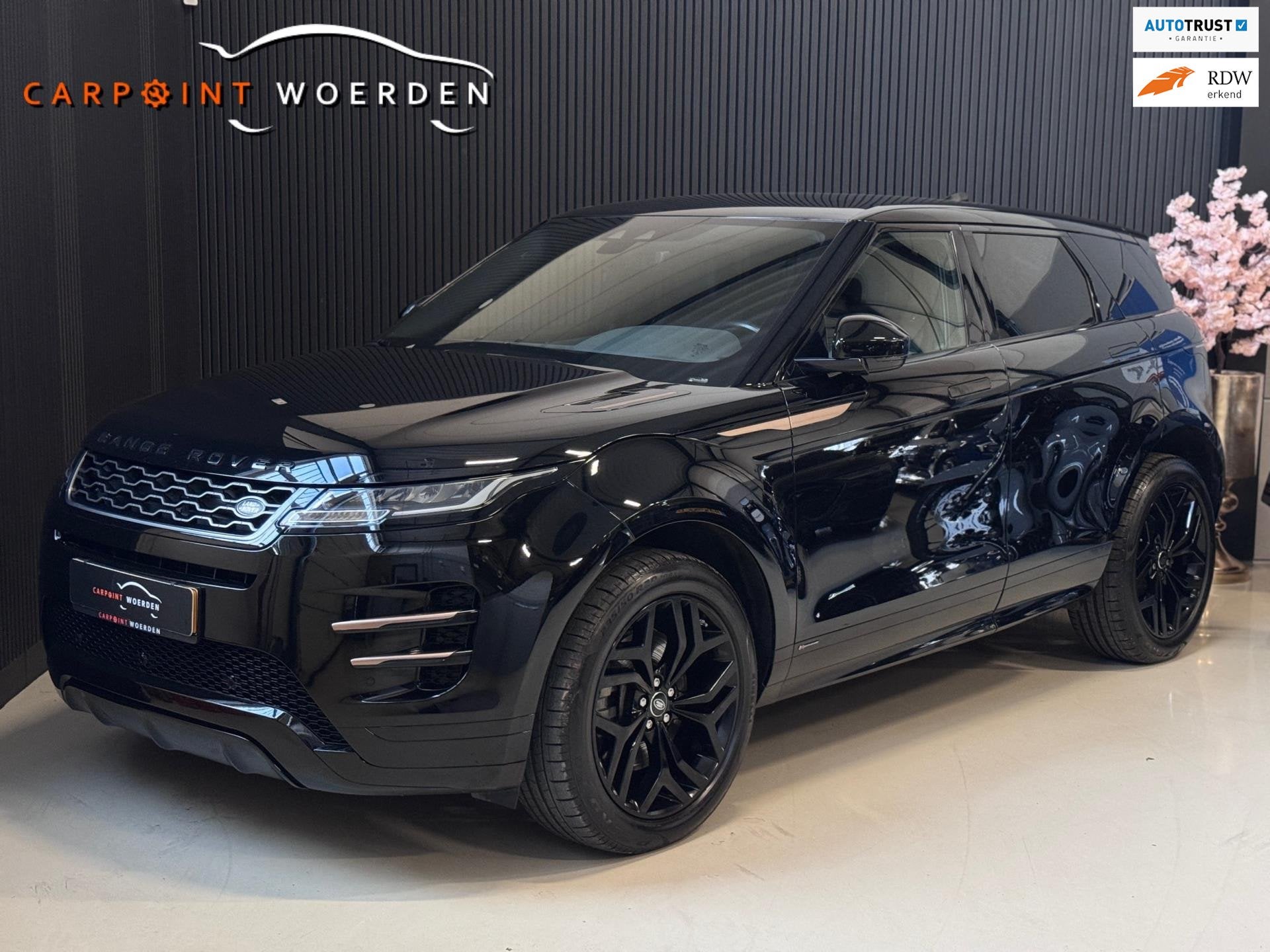Land Rover RANGE ROVER EVOQUE 2.0 D150 AWD R-Dynamic SE | LE, Auto's, Automaat, Dealer onderhouden, Gebruikt, Euro 6