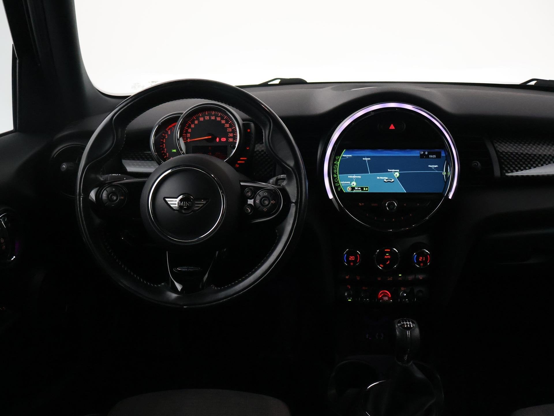 MINI Cooper S 2.0 192 PK 5-DEURS + LED | STOELVERWARMING | B, Auto's, Mini, Voorwielaandrijving, 1998 cc, 1195 kg, Gebruikt