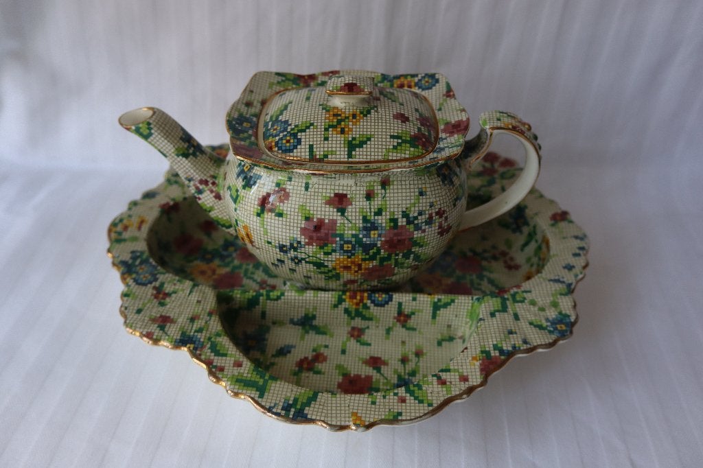 Vintage Chintz Royal Winton Grimwades schaal en thee pot, Ophalen of Verzenden