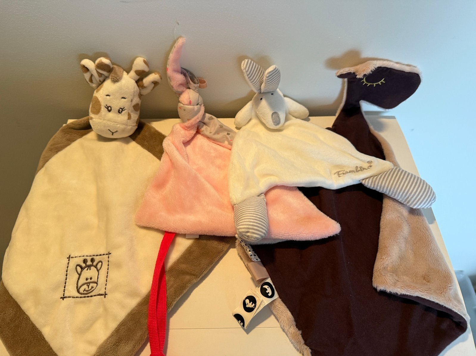 Verschillende tuttel of knuffeldoekjes, Kinderen en Baby's, Overige merken, Overige karakters, Nieuw, Ophalen of Verzenden