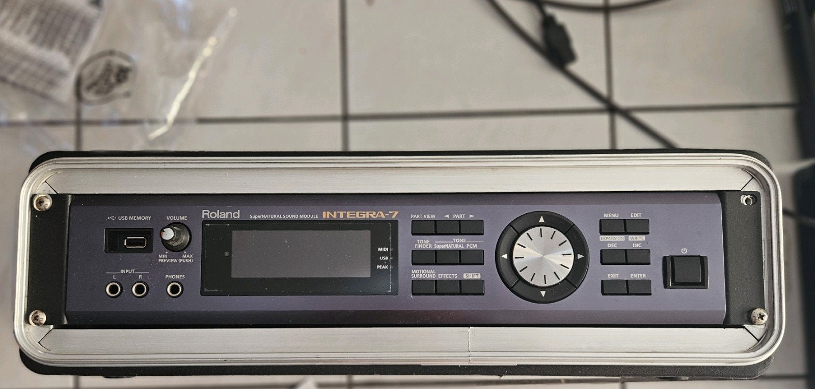Roland Integra-7 in zeer goede staat, Ophalen of Verzenden, Gebruikt, Roland