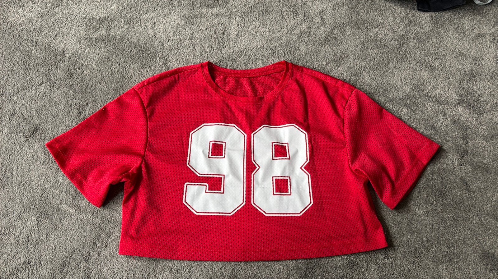 Shirt rood cropped mt XS GRATIS, Ophalen of Verzenden, Zo goed als nieuw, Korte mouw, Maat 34 (XS) of kleiner