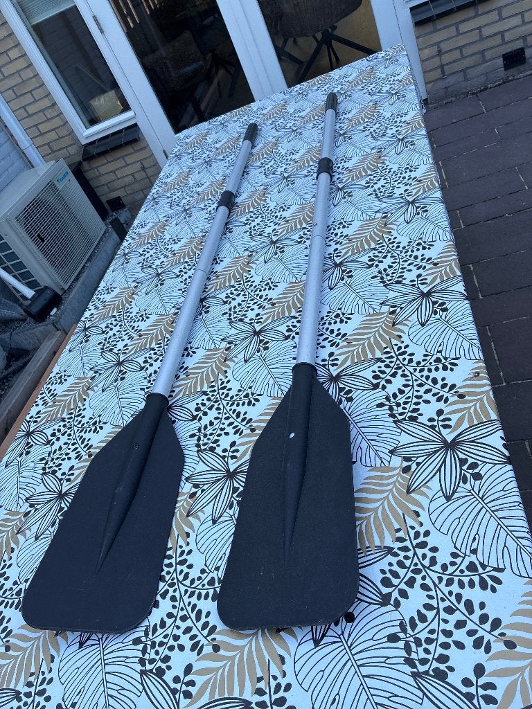 Peddels 2 stuks, Ophalen of Verzenden, Zo goed als nieuw, Enkelbladige peddel