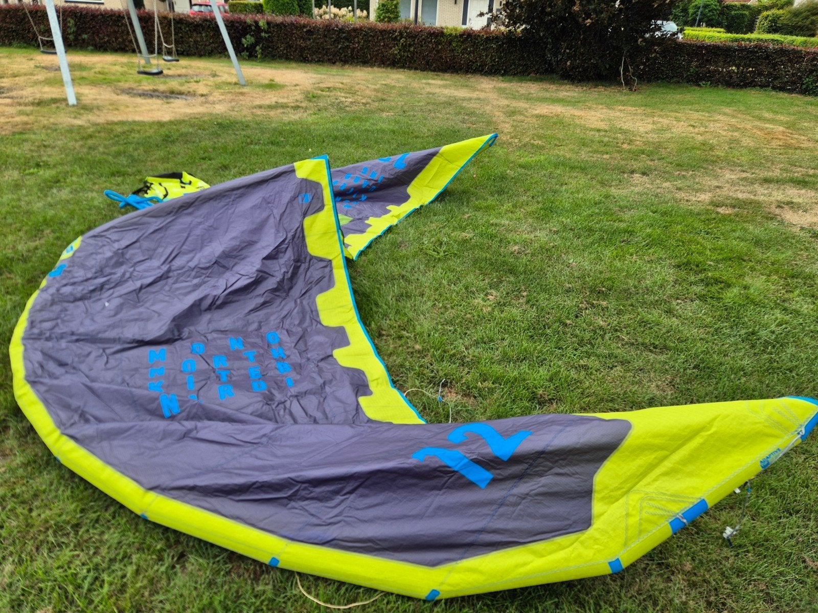 North Kite Mono set 12m2  - met board en trapeze Zo, Watersport en Boten, Kitesurfen, Ophalen, Twintip, Zo goed als nieuw, Kite